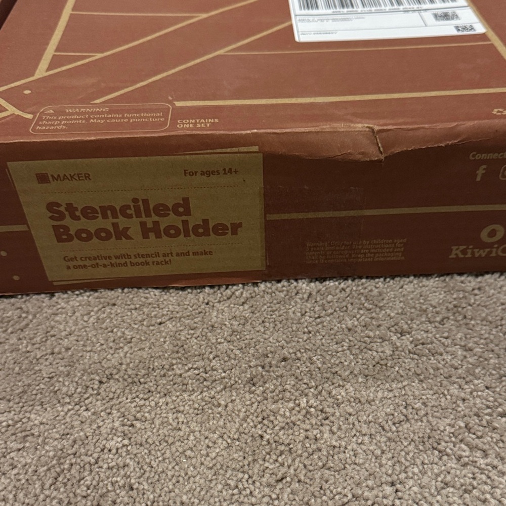 Kiwico Stenciled Book Holder - Brown